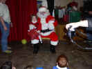 Christmas-26-Nov-2005-068e.jpg (30672 bytes)
