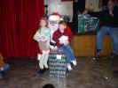 Christmas-26-Nov-2005-083e.jpg (32459 bytes)
