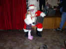 Christmas-26-Nov-2005-093e.jpg (27474 bytes)