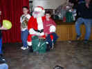 Christmas-26-Nov-2005-097e.jpg (33693 bytes)